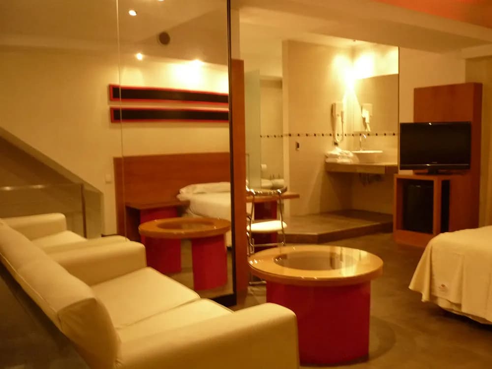 Voitu Hotel - imagen 19