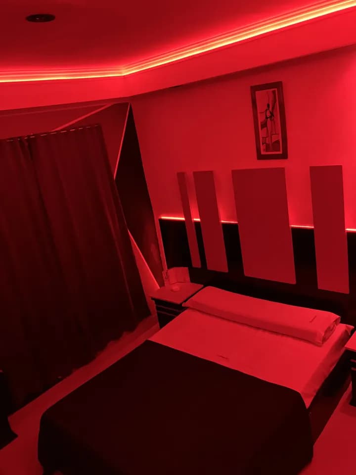 Hotel Obsession - imagen 14